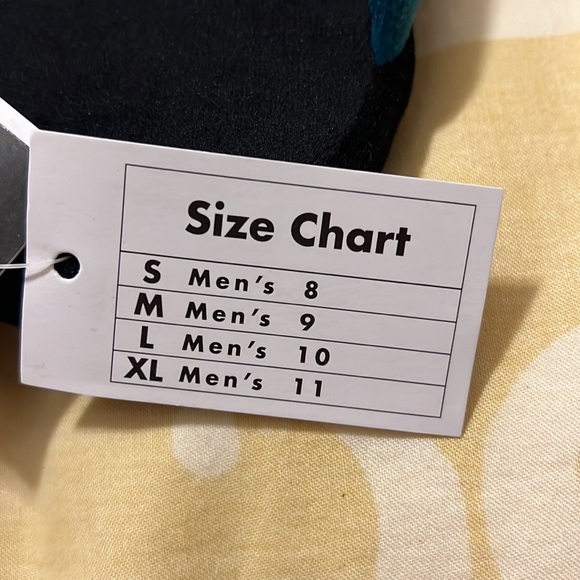 NFL Eagles Slippers - Picture 5 of 5